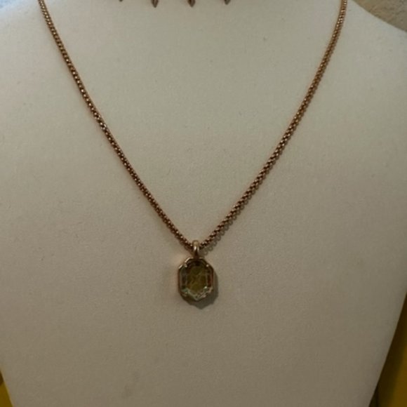 NWT Kendra Scott Rose Gold Addison Choker Necklace - Picture 5 of 10